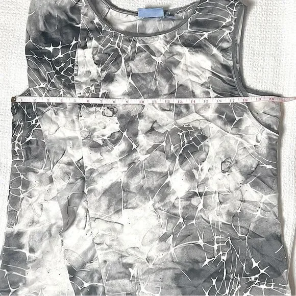 Simply Vera Vera Wang Women’s Floral Print Top Black and Gray Size L - Picture 9 of 10